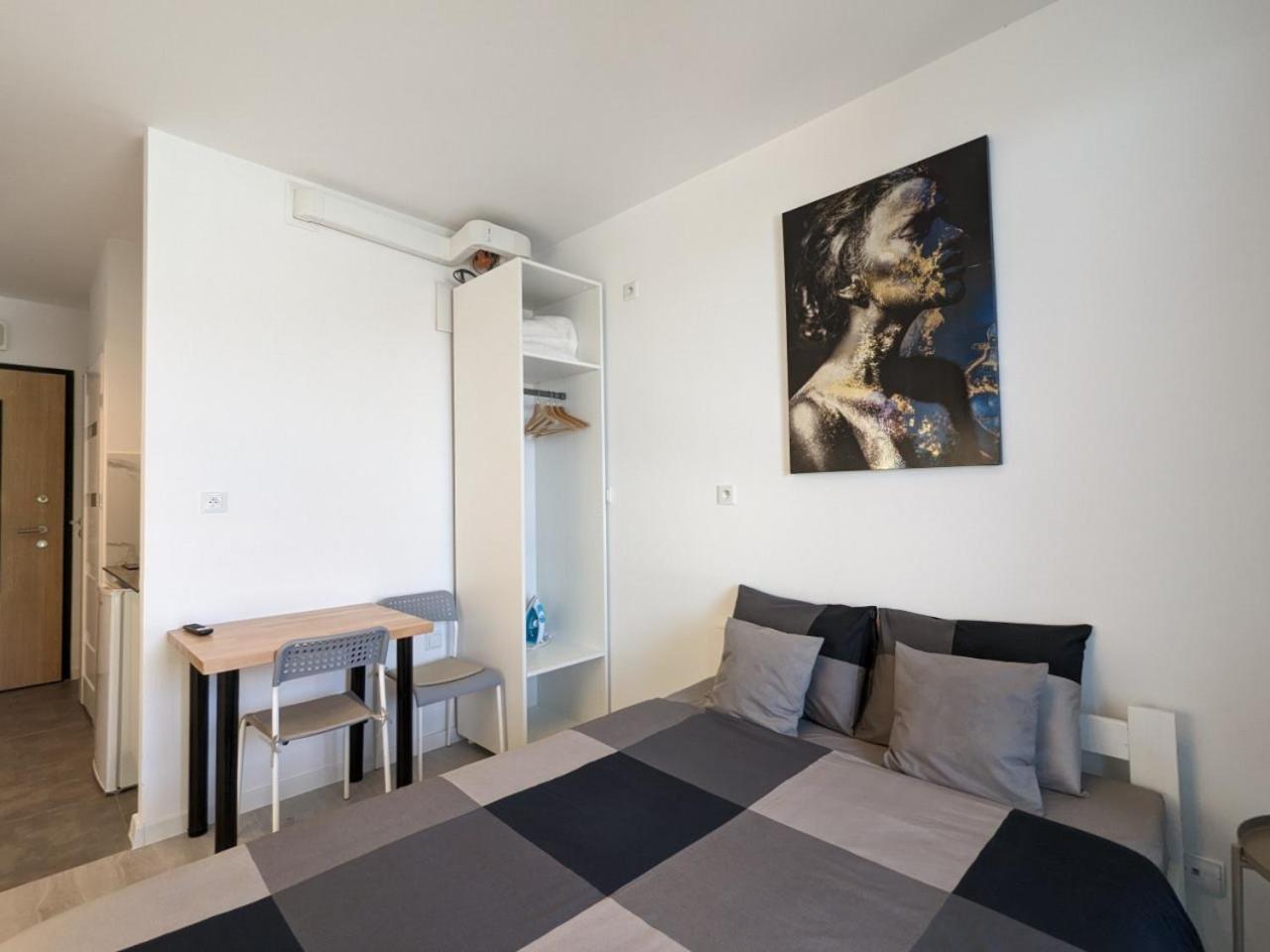 Apartment Snug A82
